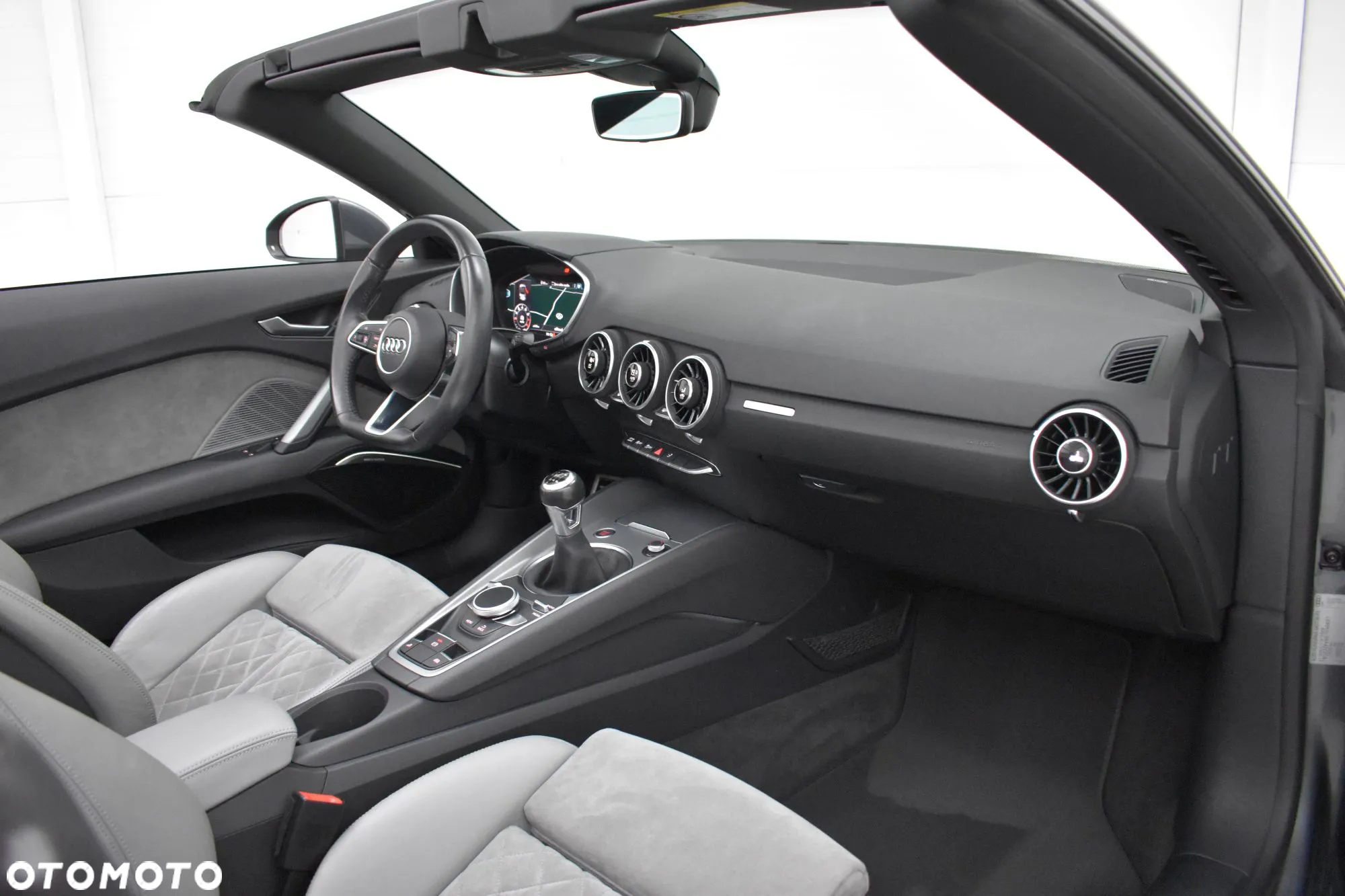 Audi TT 1.8 TFSI - 25