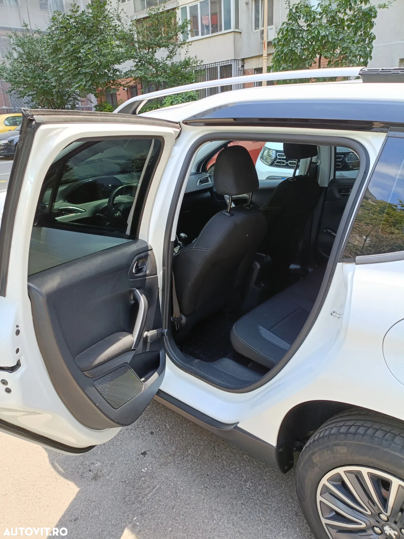 Peugeot 2008 1.6 BlueHDi FAP Active - 8