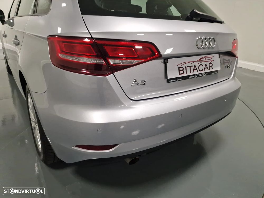 Audi A3 Sportback 1.6 TDI Design - 19