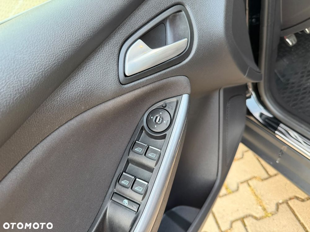 Ford Focus 1.6 EcoBoost Titanium - 16