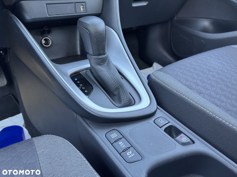 Toyota Yaris - 18