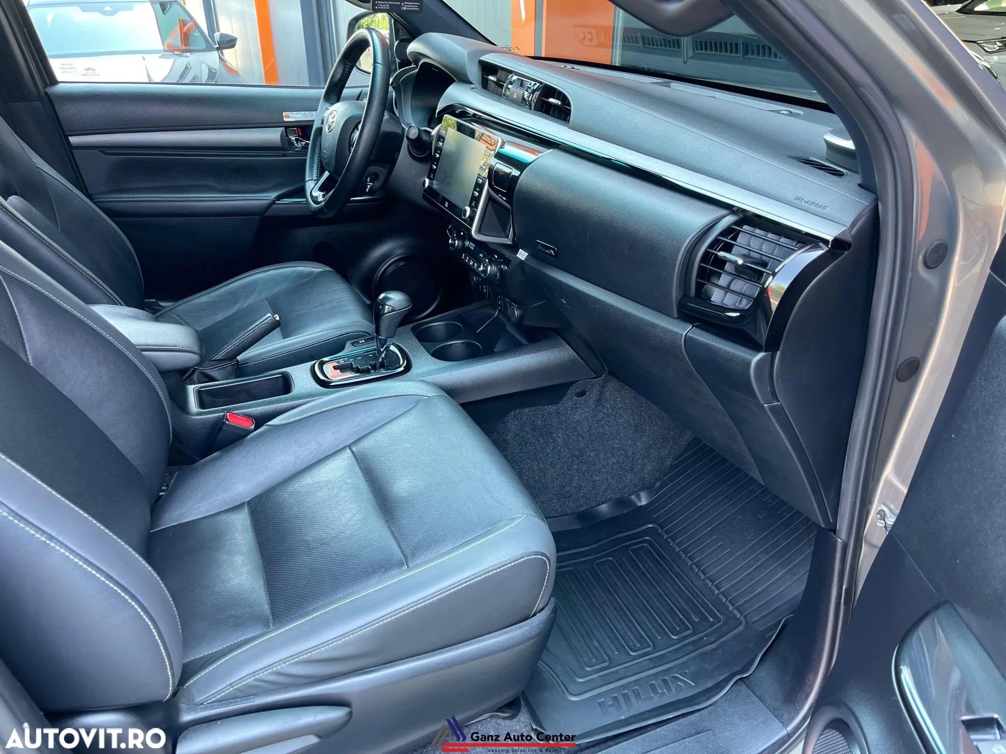 Toyota Hilux 2.8D 204CP 4x4 Double Cab AT Invincible - 13