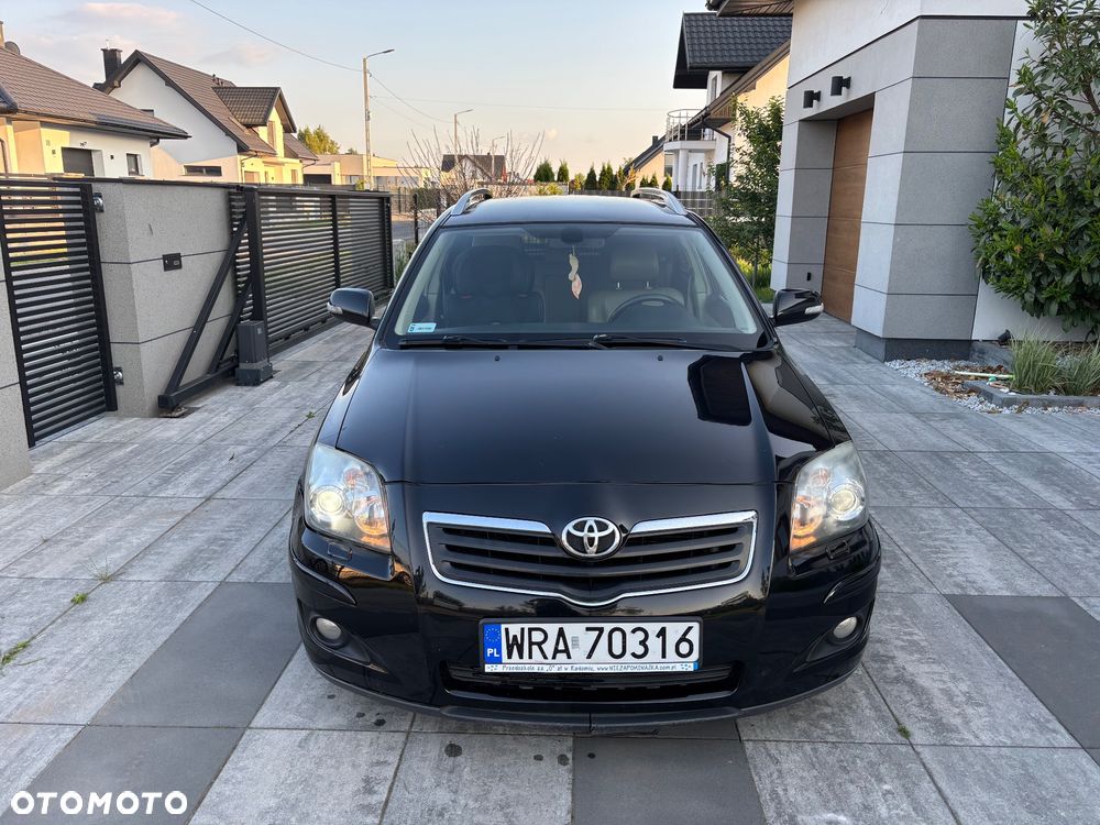 Toyota Avensis 2.0 D-4D Luna - 13