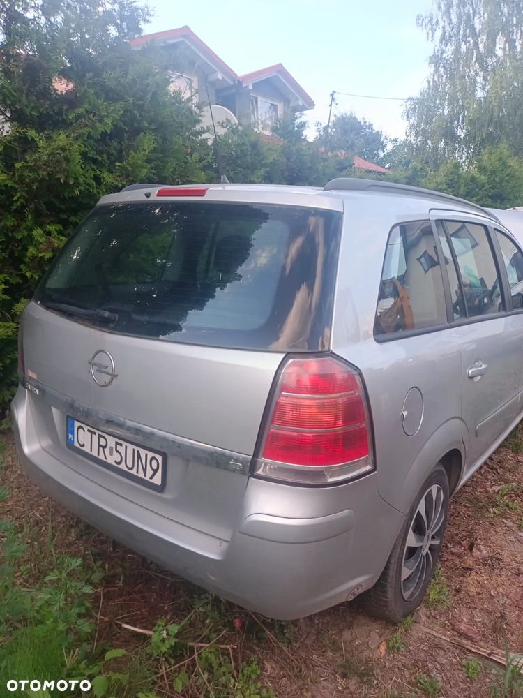 Opel Zafira 1.8 - 6
