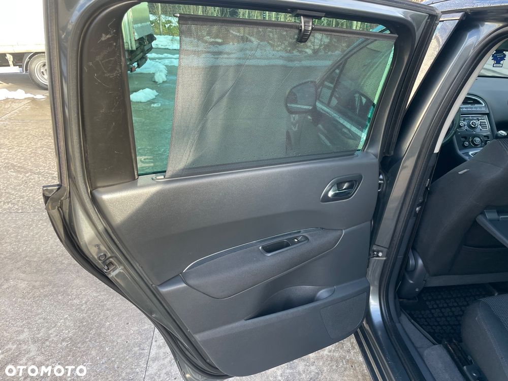 Peugeot 5008 2.0 HDi Business Line 7os - 18