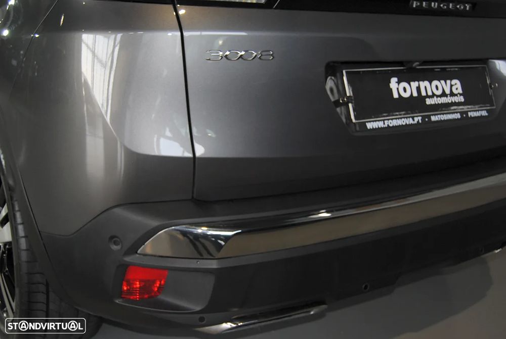 Peugeot 3008 1.6 Hybrid GT e-EAT8 - 17