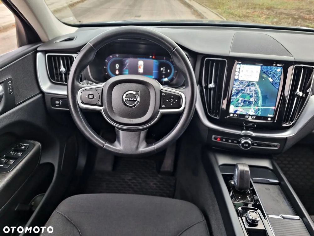 Volvo XC 60 B4 D AWD Geartronic Momentum Pro - 26
