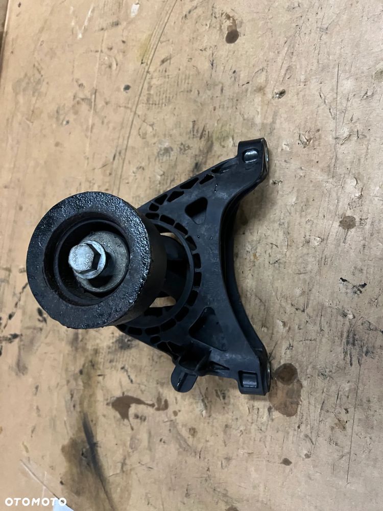 Łapa poduszka silnika skrzyni Opel Insignia A 2.0 CDTI 13227769 - 3