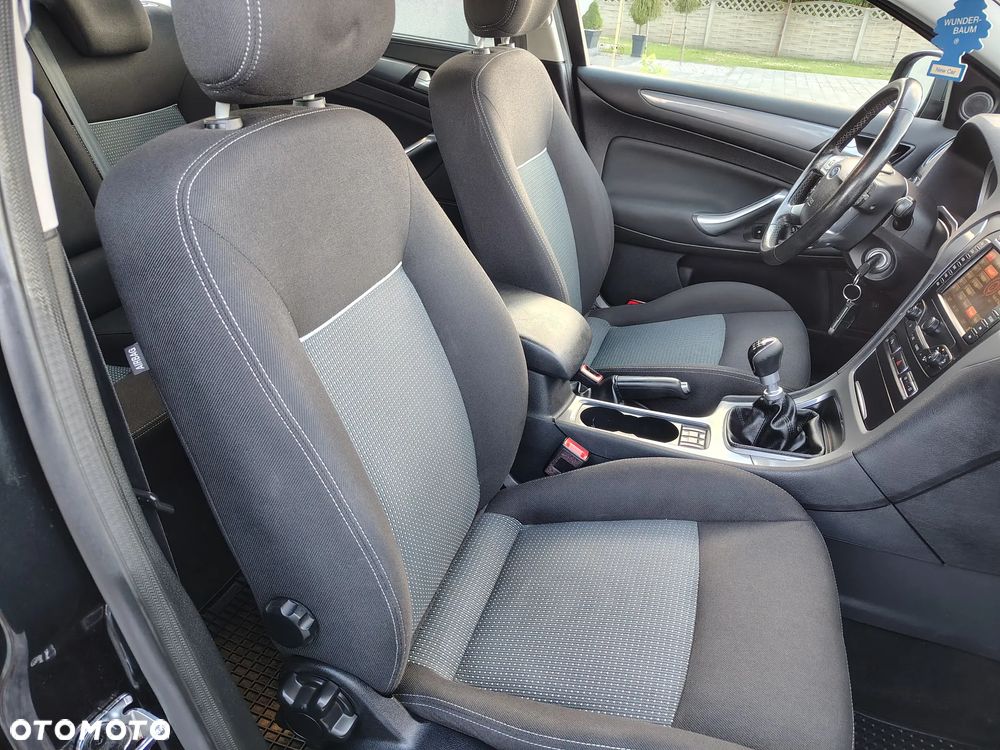 Ford Mondeo 2.0 TDCi Business Edition - 17