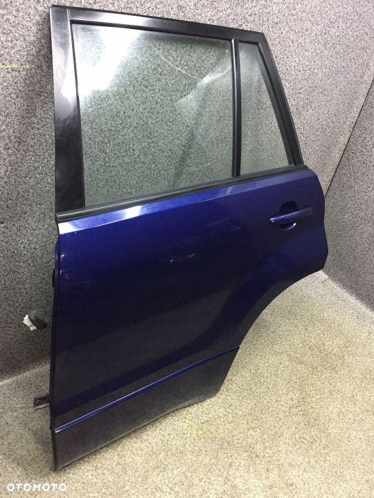 Grand Vitara 2 II drzwi lewy tyl tylne Z2U C08 5D - 5