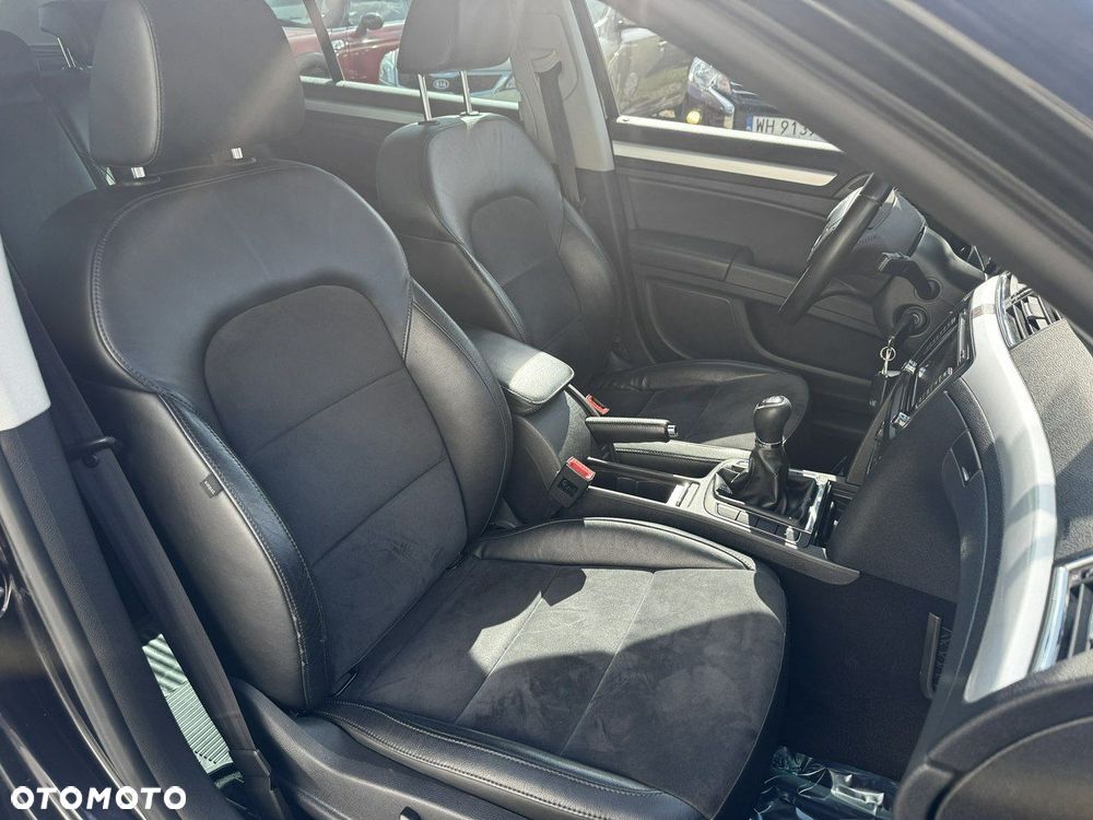 Skoda Superb 1.6 TDI GreenLine - 17