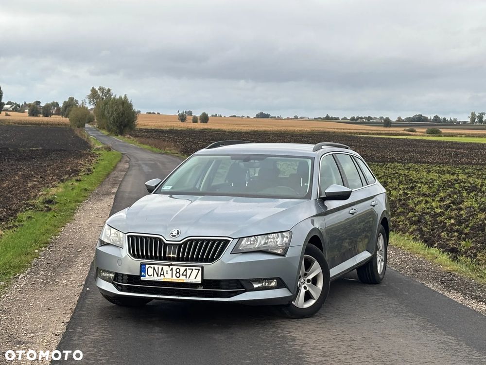 Skoda Superb 1.6 TDI Ambition DSG - 3