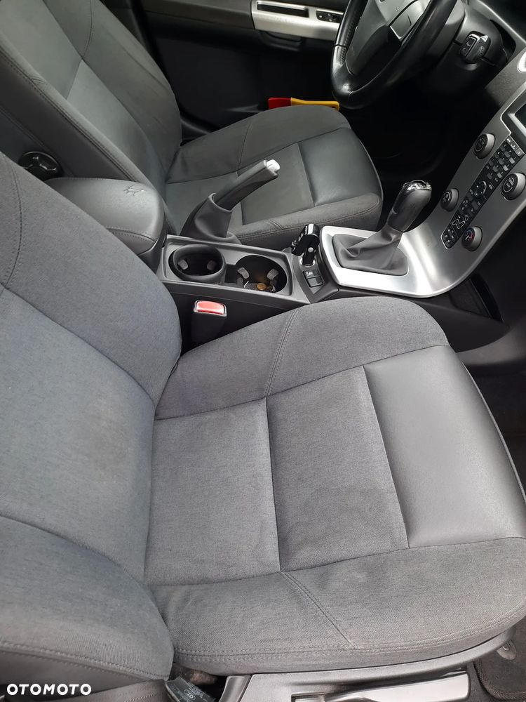 Volvo V50 2.4i Edition - 18