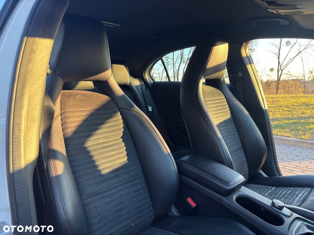 Mercedes-Benz Klasa A 180 - 19