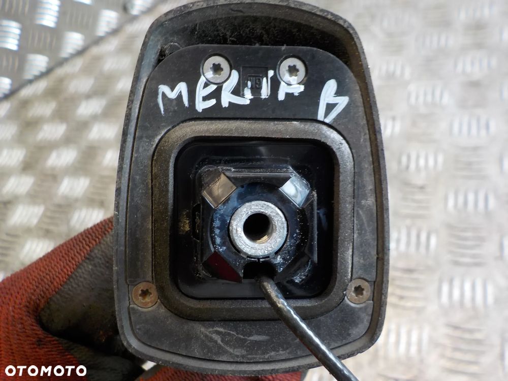 OPEL MERIVA B ANTENA DACHOWA - 2