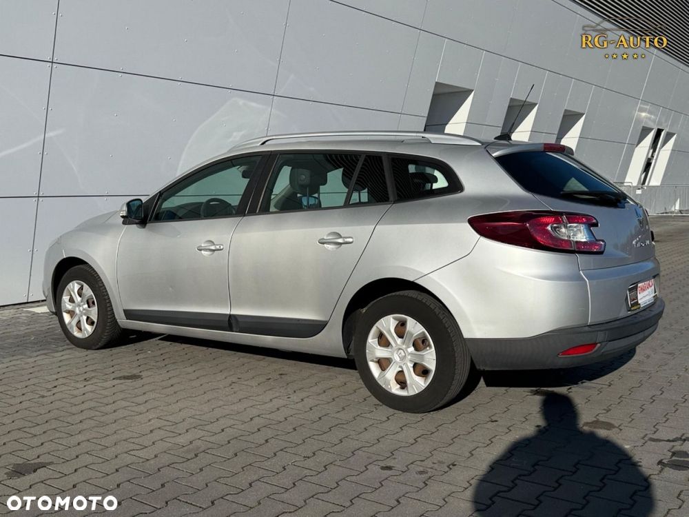 Renault Megane - 11