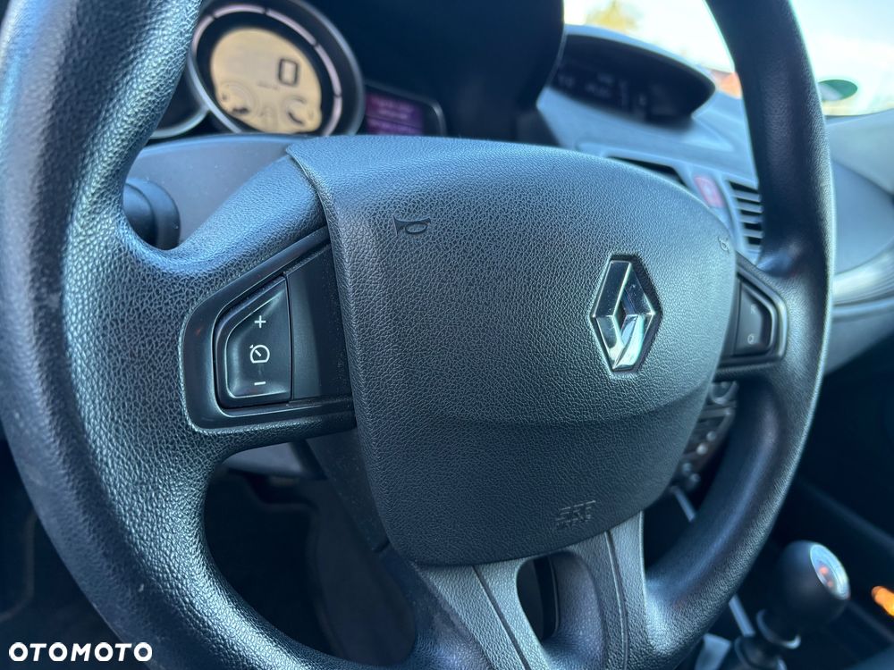 Renault Megane 1.6 16V 110 Expression - 16