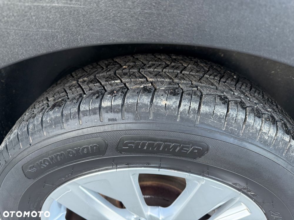 Peugeot 3008 1.6 BlueHDi Active S&S EAT6 - 34