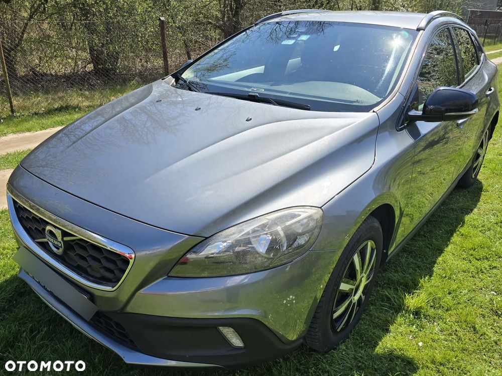 Volvo V40 Cross Country D4 Momentum - 1