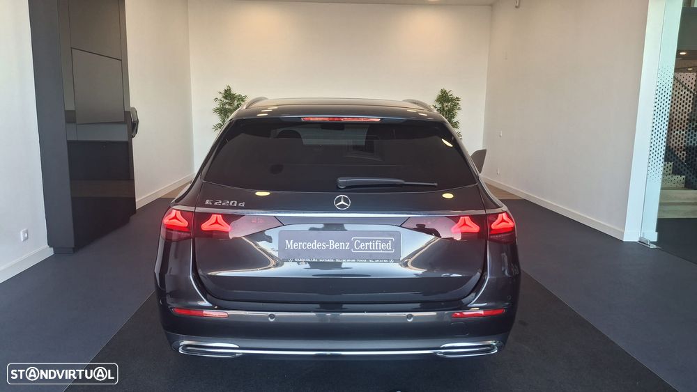 Mercedes-Benz E 220 - 4