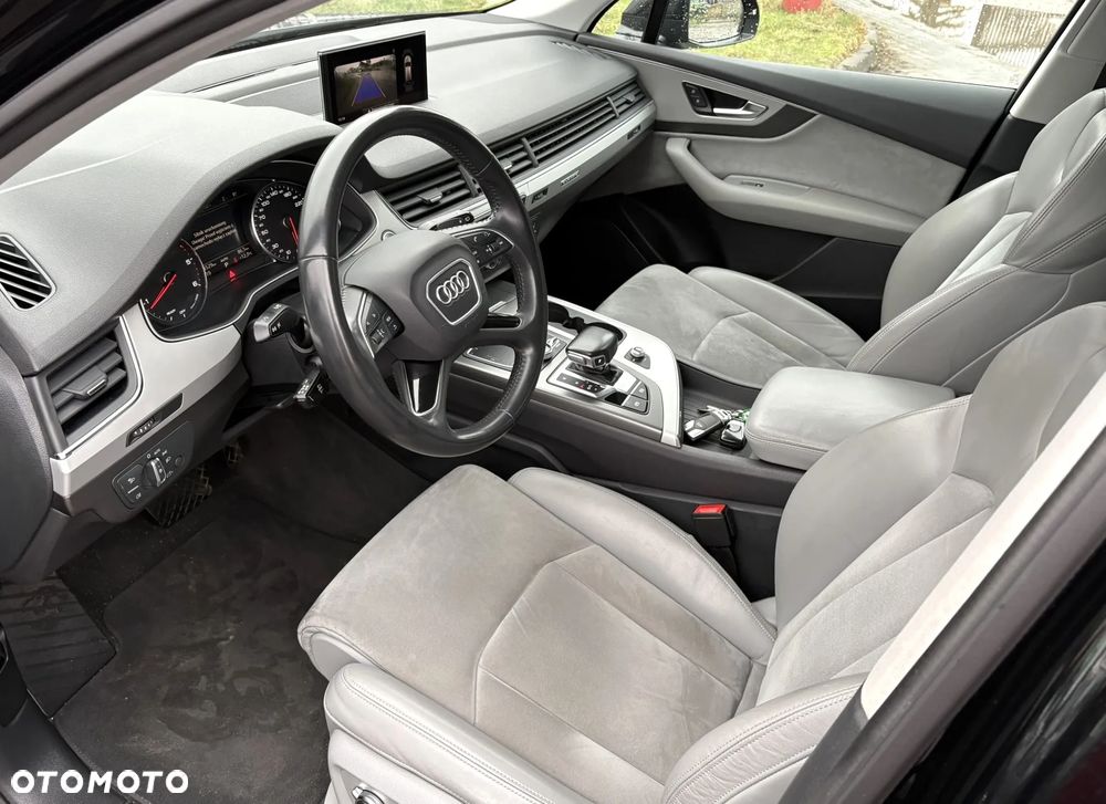 Audi Q7 - 8
