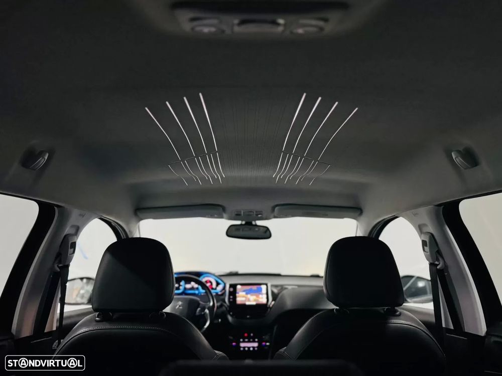 Peugeot 2008 1.6 e-HDi Allure - 37