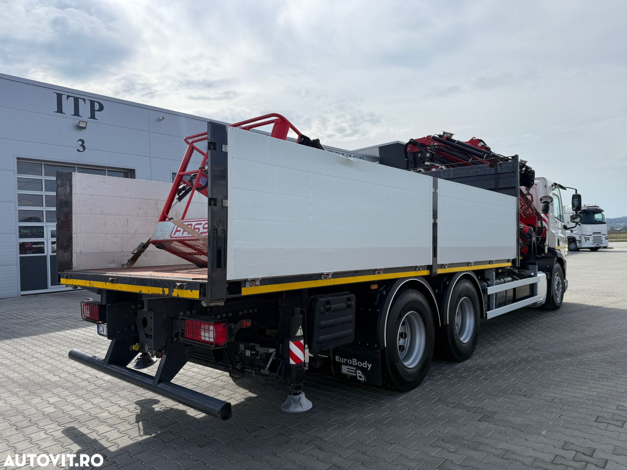 DAF CF 410, Macara Fassi F415 13,5 tone, 17000km originali, 270 ore de lucru - 6