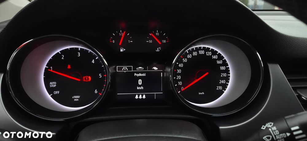 Opel Astra 1.6 CDTI Cosmo - 24