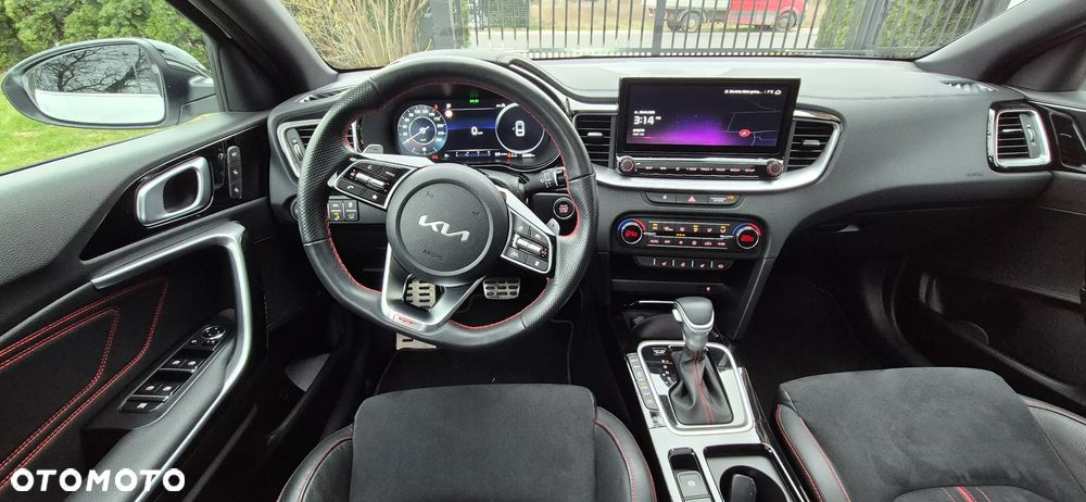 Kia ProCeed 1.6 T-GDI GT DCT - 24