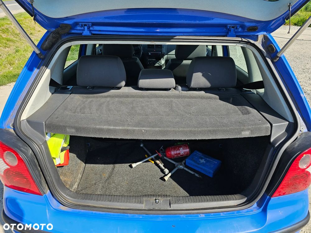 Volkswagen Polo - 15