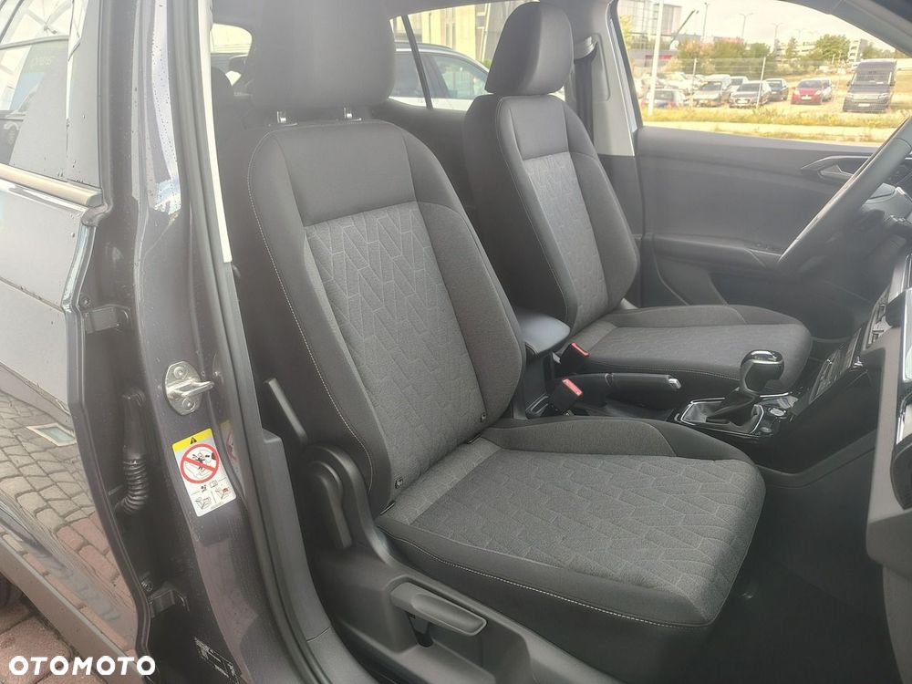 Volkswagen T-Cross - 10