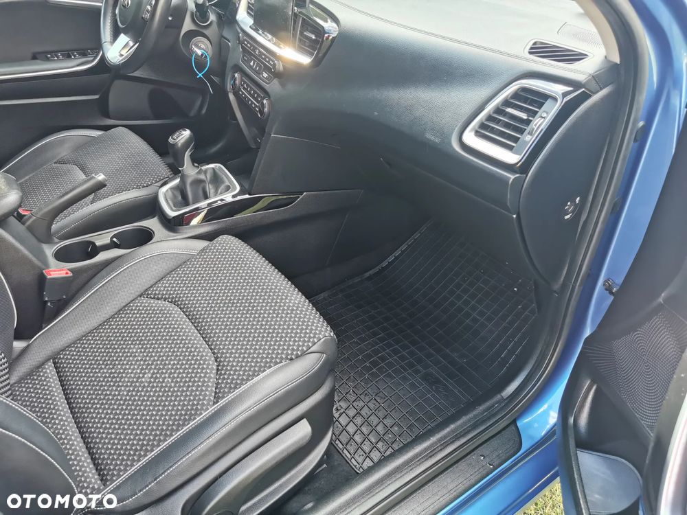 Kia Ceed 1.4 T-GDI L Business Line Plus - 15