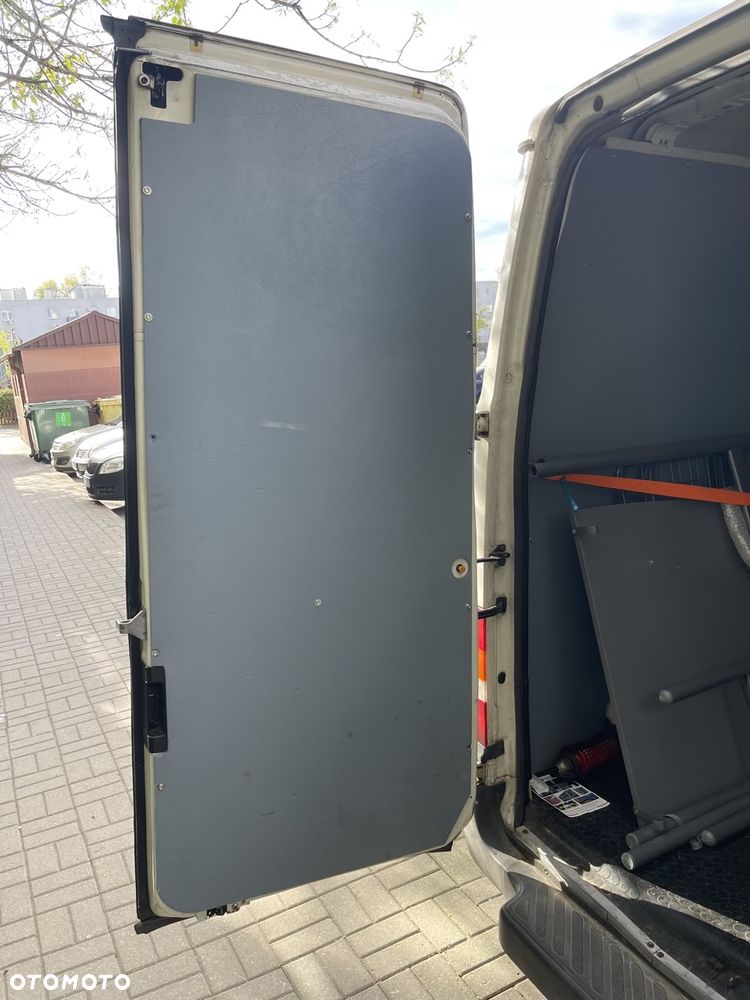 Ford Transit L2H2 - 10