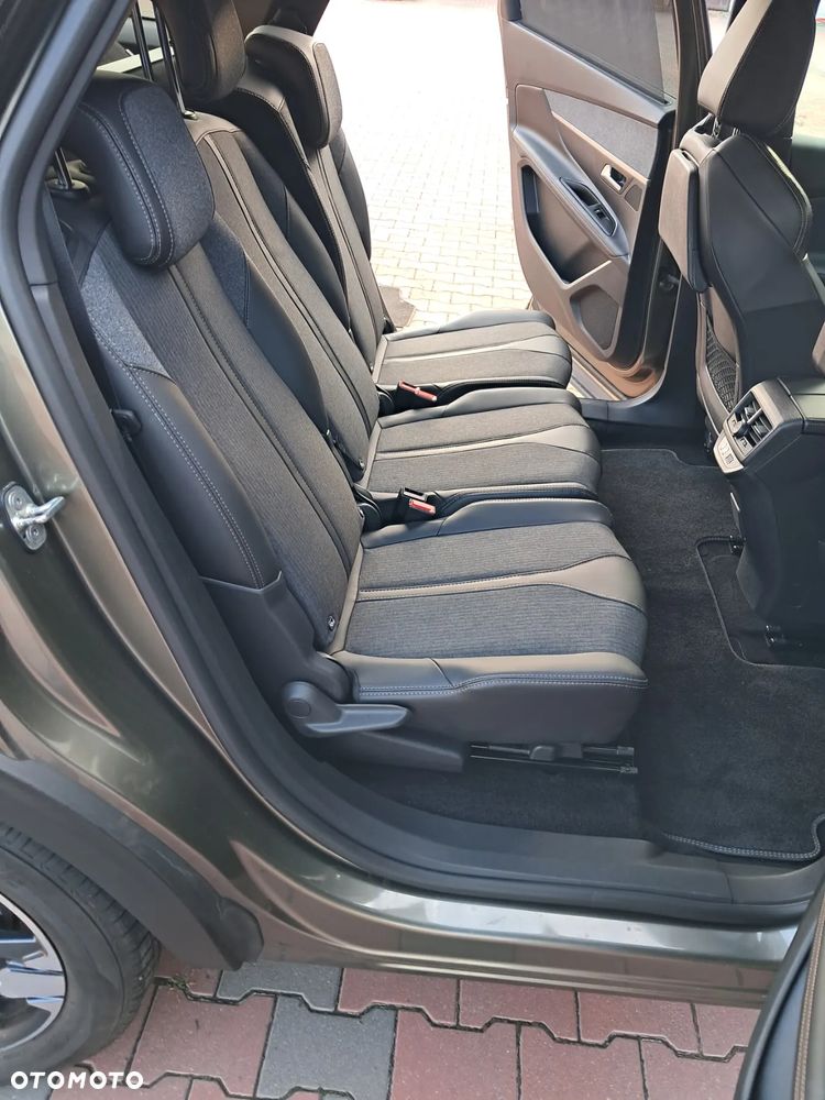 Peugeot 5008 - 23