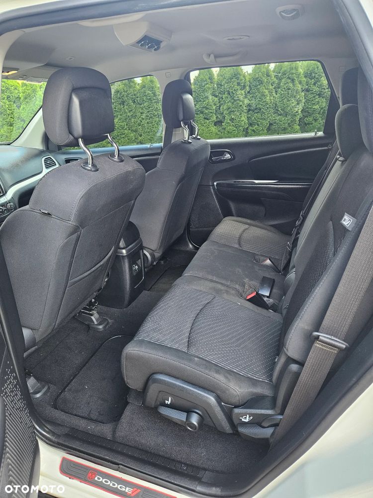 Dodge Journey - 12