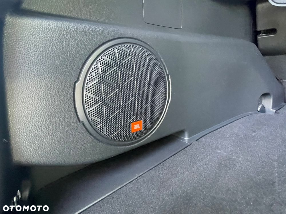 Toyota RAV4 - 16