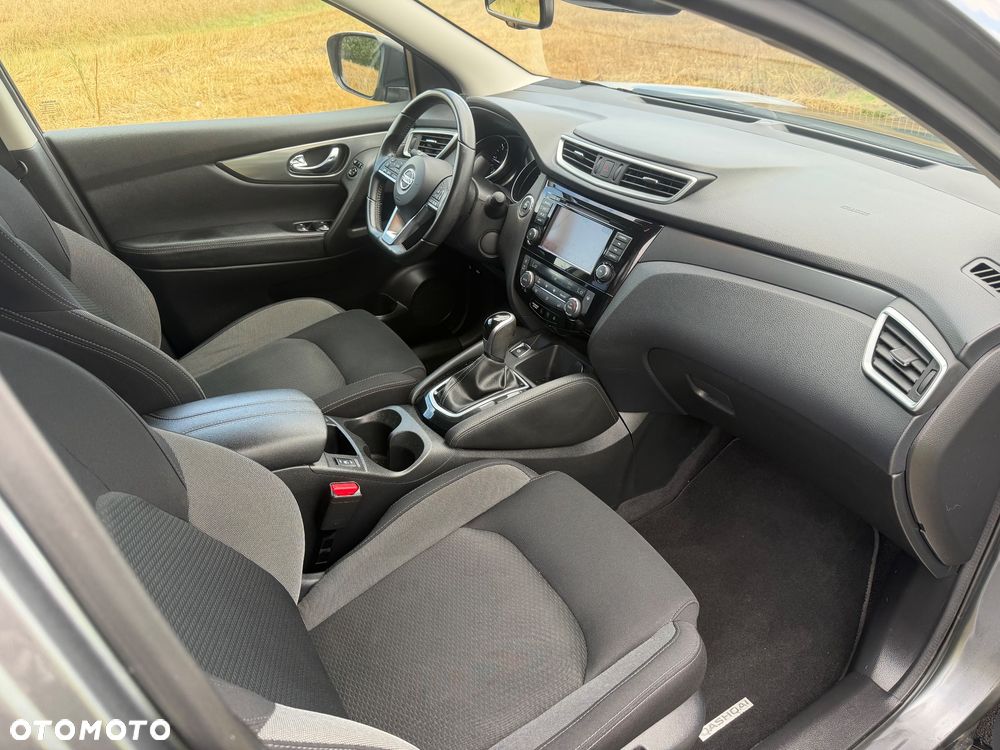 Nissan Qashqai 1.5 dCi DCT TEKNA - 18