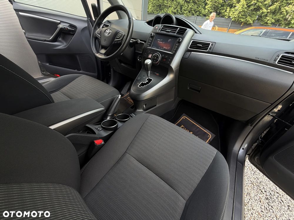 Toyota Verso 1.8 Prestige 7os MS - 16