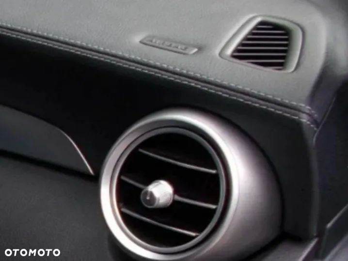 Mercedes-Benz Klasa C 250 7G-TRONIC - 17