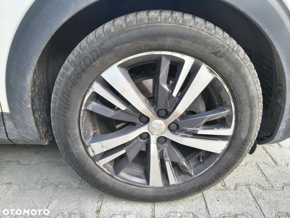 Peugeot 5008 - 6