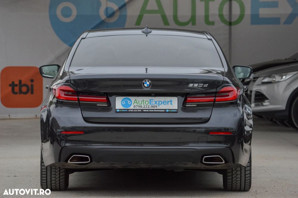 BMW Seria 5 520d Aut. Luxury Line - 14