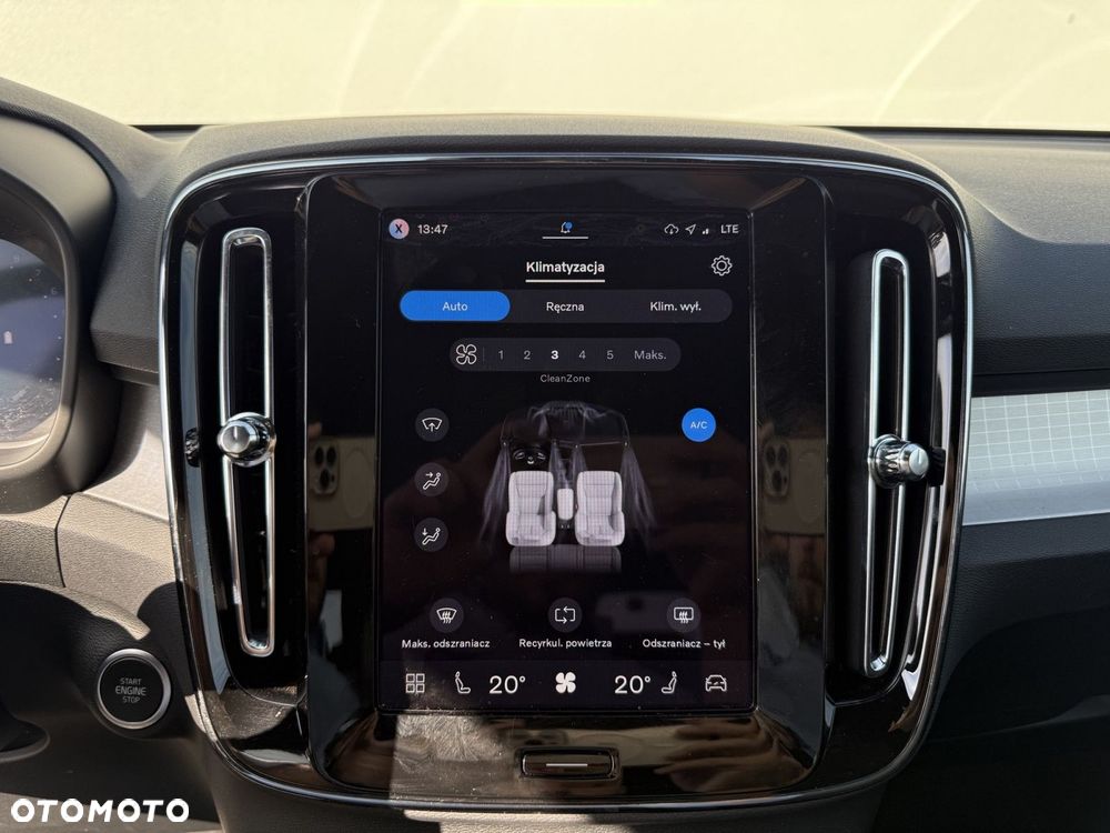 Volvo XC 40 - 23
