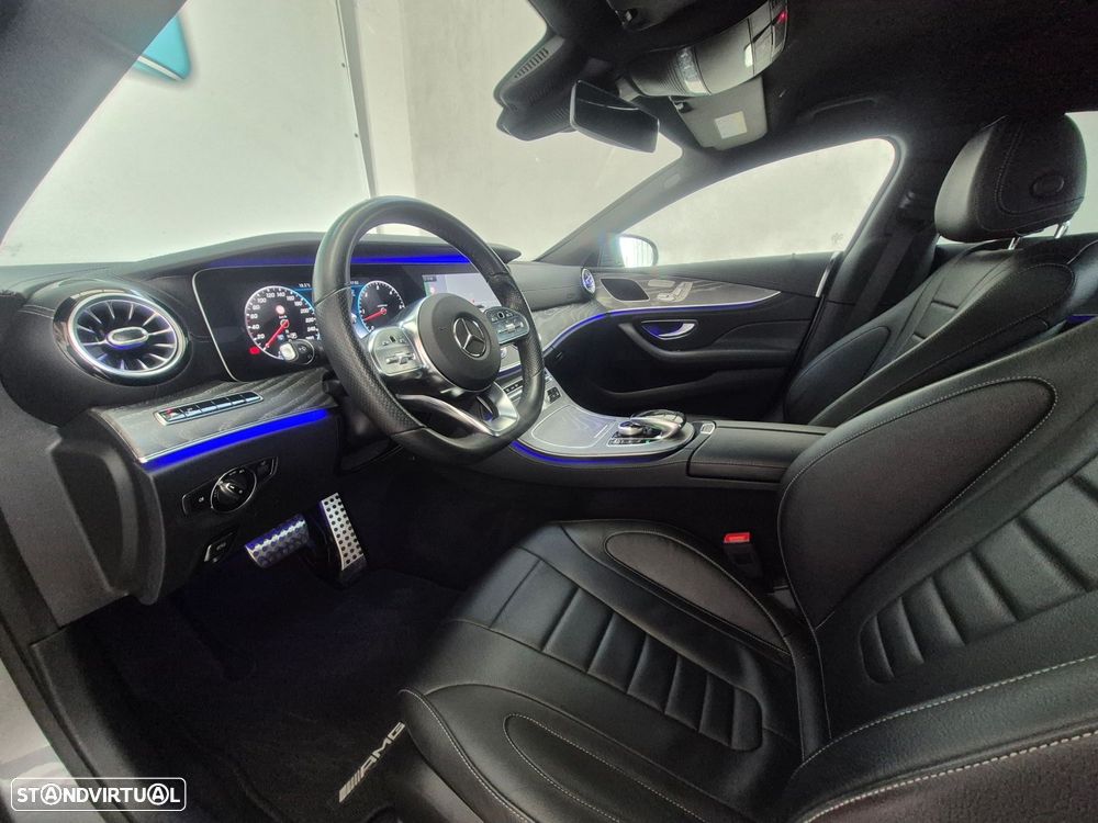 Mercedes-Benz CLS 400 d 4Matic AMG Line - 10