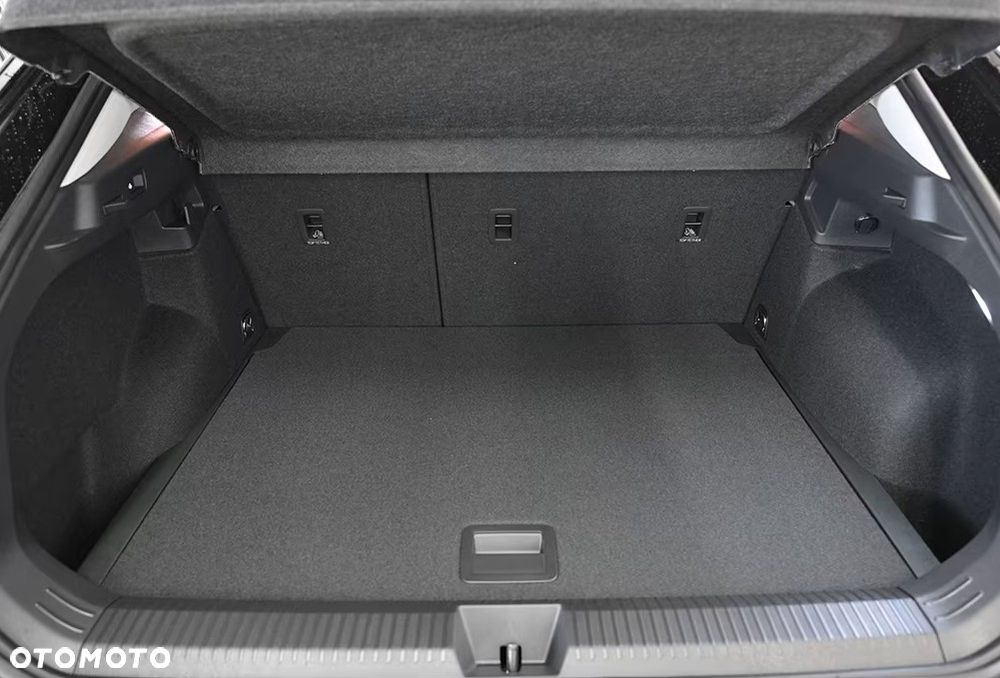 Volkswagen T-Roc - 11