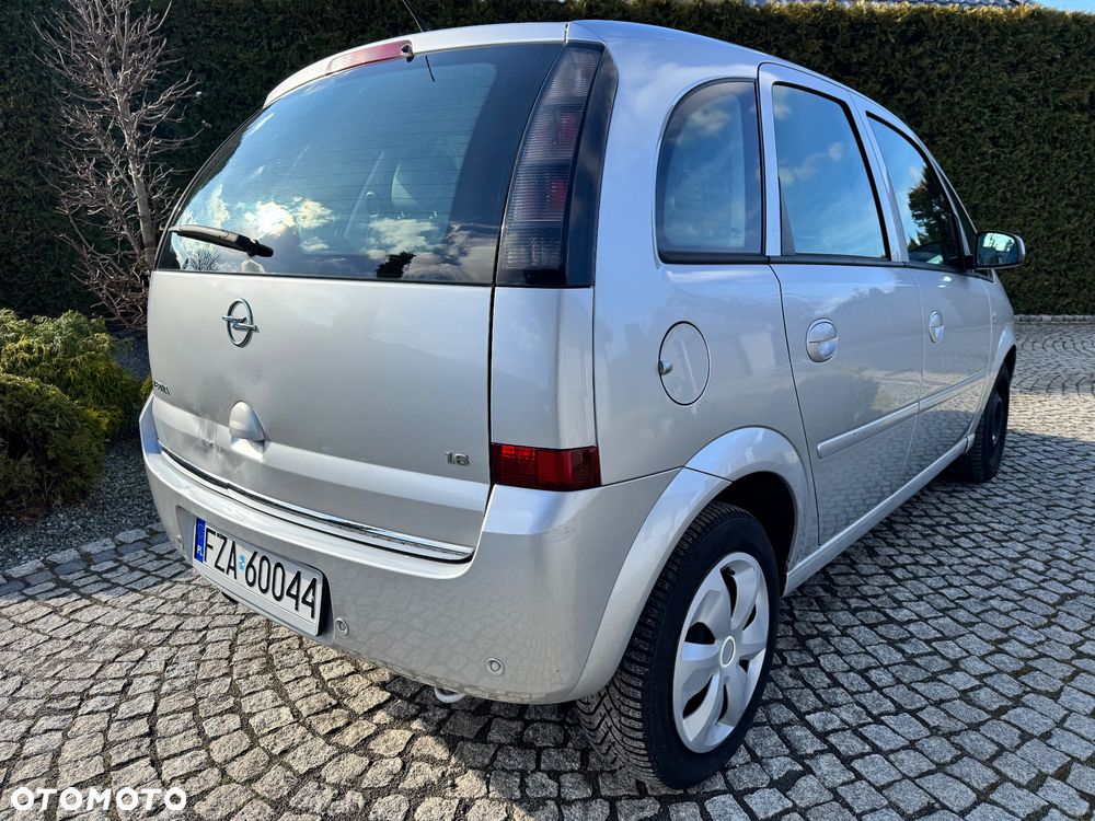 Opel Meriva - 12