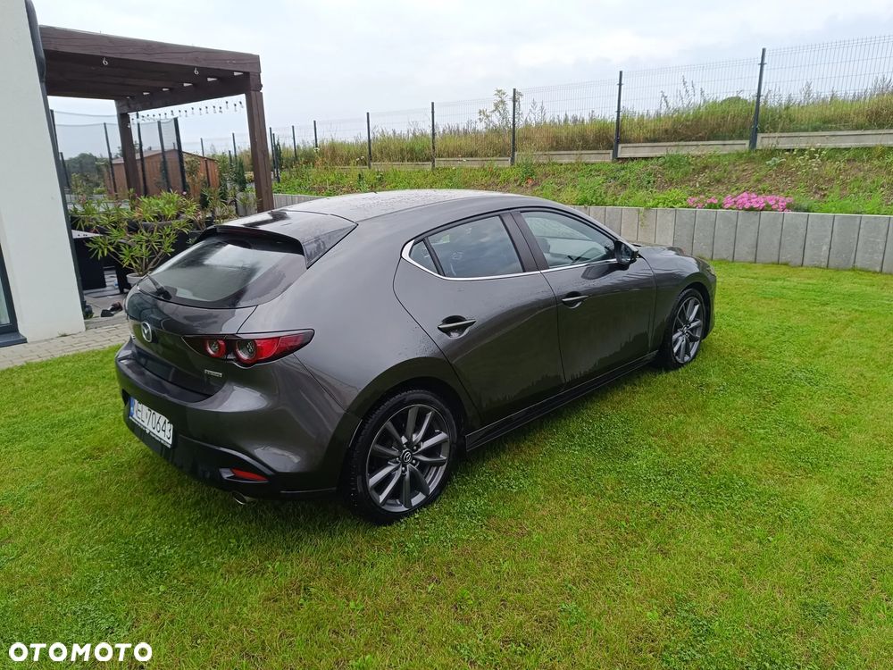 Mazda 3 - 8