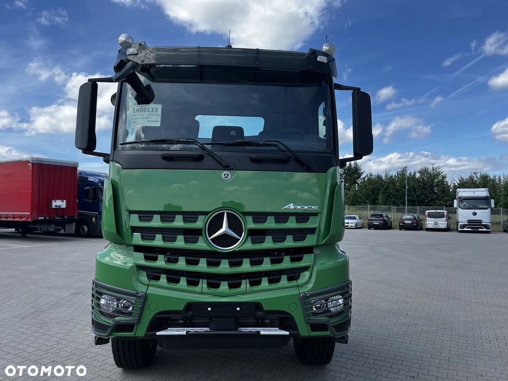 Mercedes-Benz Arocs 3348 A 6x6 - 2