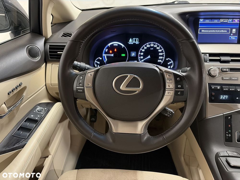 Lexus RX - 12
