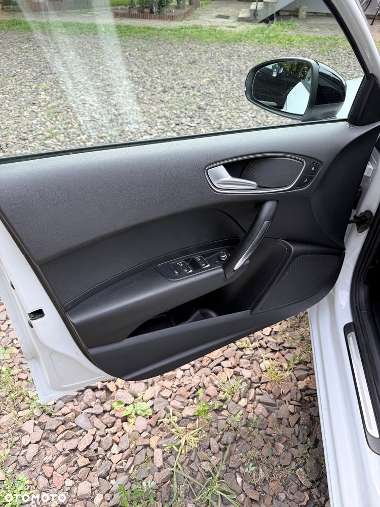 Audi A1 Sportback 1.0 TFSI ultra - 9