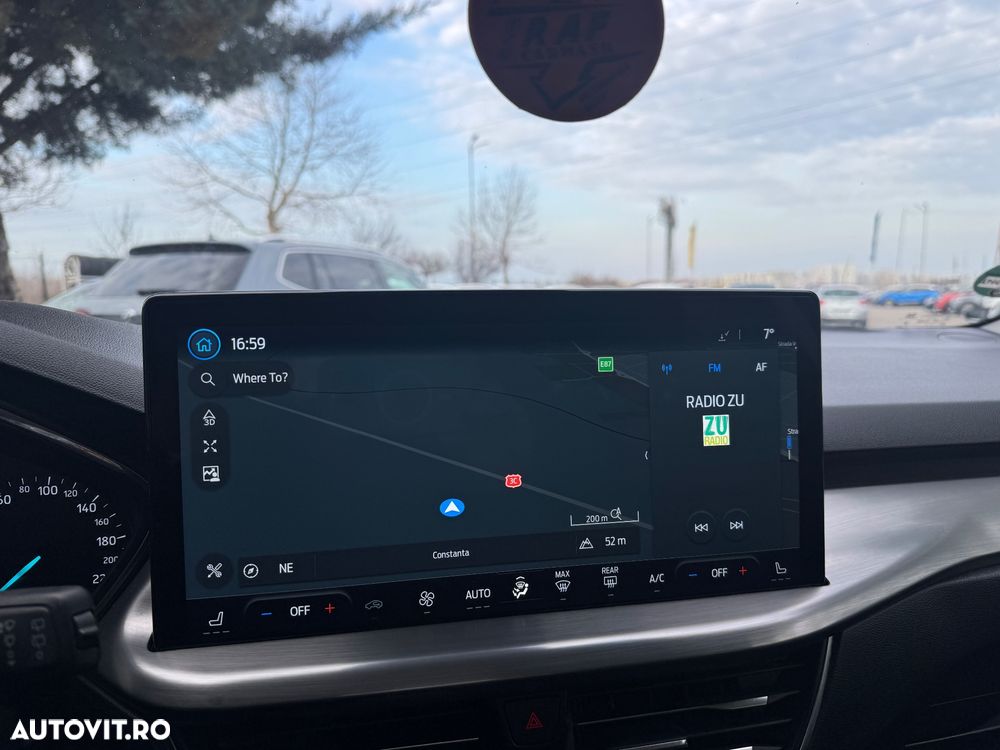 Ford Focus 1.0 EcoBoost Hybrid Aut. ACTIVE - 12